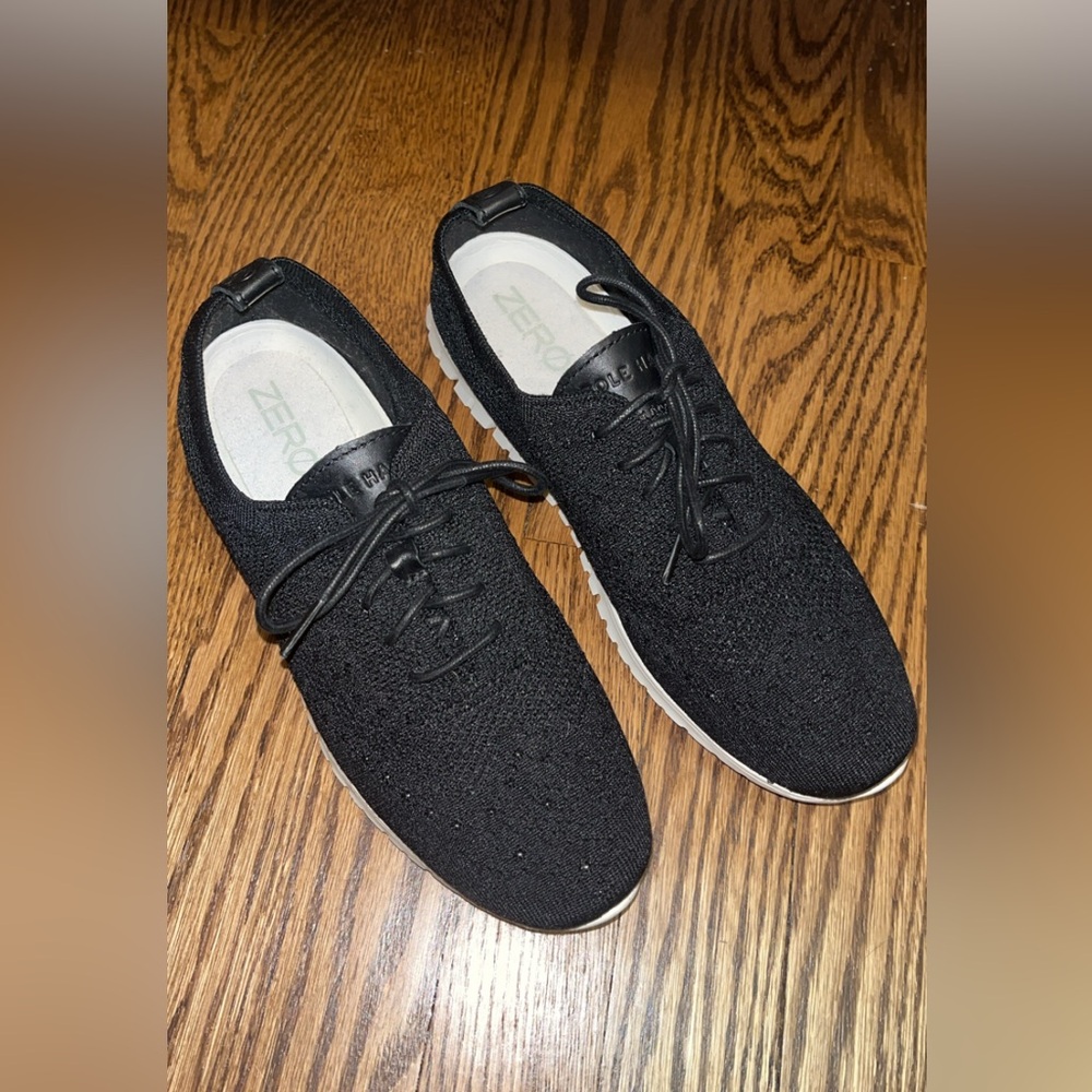 Women’s Cole Haan Black Knit Sneakers Size 8.5